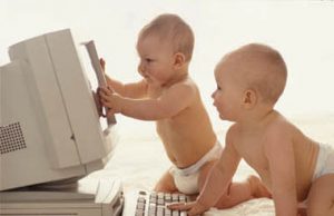 I primati dei toscani che navigano in internet.
