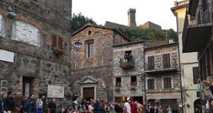 Radicofani: La contrada Castello vince il Palio del Bigonzo
