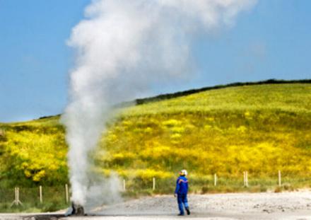 Geotermia, in Toscana lo sviluppo continua. Enel: «In arrivo 870 milioni di euro»