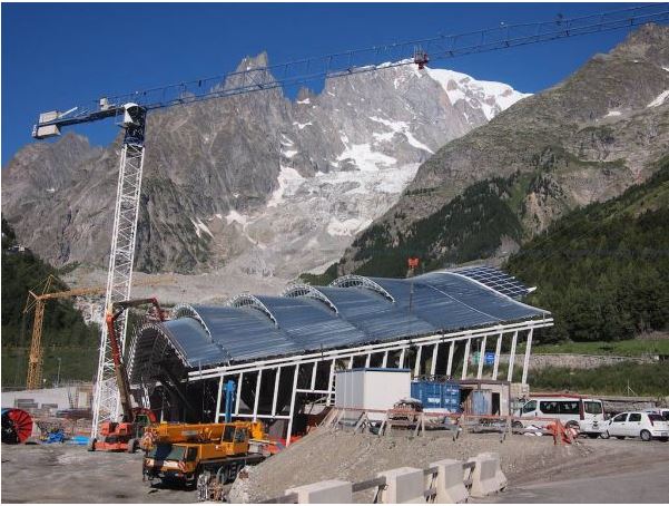 Impianto fotovoltaico a 3452 metri per la nuova stazione della funivia