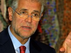 Formigoni: incentivi per 25 milioni «I blocchi d’ urgenza servono a poco»
