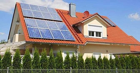 Il fotovoltaico residenziale traina il mercato delle rinnovabili, ma sconta l’addio al Conto energia