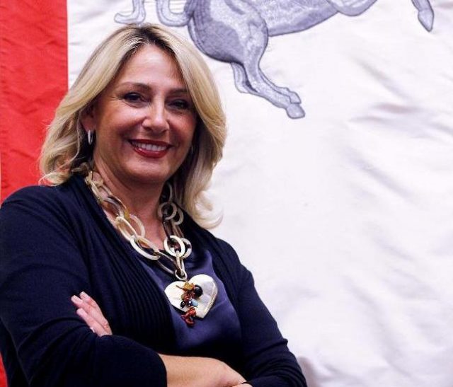 Quattro milioni per le famiglie a basso reddito con figli a elementari, medie e superiori