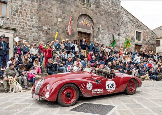 Turismo a Radicofani: La Mille Miglia arriva al castello di Contignano