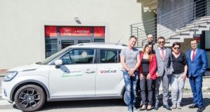 Arcidosso. Consegnata l’autovettura acquistata da Coop Il Quadrifoglio con il contributo di UniCredit.