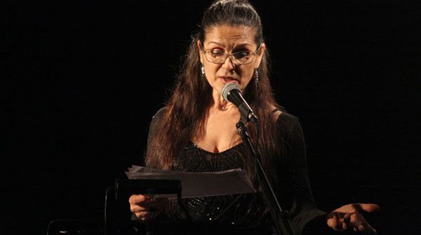 Abbadia S. Salvatore. Paola Lambardi alla Città delle Fiaccole con lo spettacolo “La Foglia d’Oro”