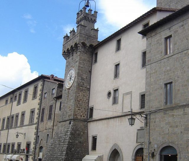 Santa Fiora: assegnata la bandiera arancione Touring Club