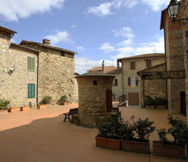 Turismo a San Casciano dei Bagni: A Palazzone concorso fotografico ‘Ieri come oggi’