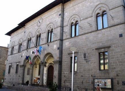 Abbadia San Salvatore: Servizi di giustizia più vicini al cittadino