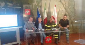 Incendi boschivi, divieto assoluto di accendere fuochi.
