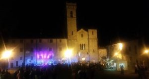 Turismo ad Abbadia San Salvatore: Francigena Folk Festival si conclude con successo