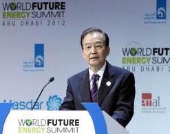 Ad Abu Dhabi il Wfs 2012. Wen Jibao: «Più efficienza e più rinnovabili»