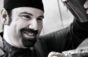 Grilli e cavallette nel piatto: chef Shady insegna la cucina con gli insetti