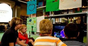 Diritti di bambini e ragazzi, Saccardi: “In Toscana dati positivi e buone pratiche”