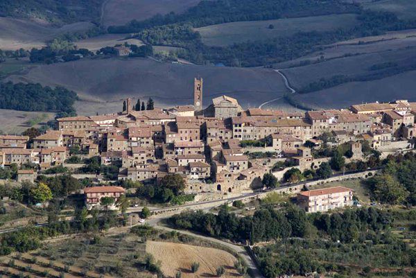 Turismo a Radicondoli: Le stelle di Natale sono...uno spettacolo!