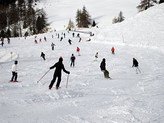 Turismo: Amiata, aperte le iscrizioni per i corsi di sci