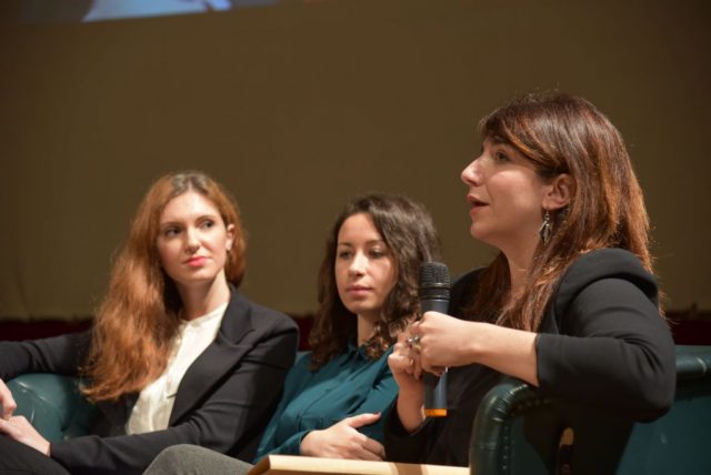 Studiare e lavorare insieme, con l'apprendistato si può.