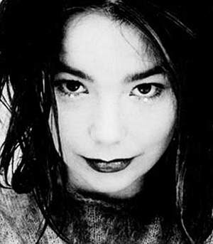 Bjork in campo per difendere la geotermia islandese