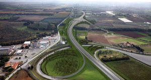 Tirrenica: il governo boccia l’autostrada. Esultano gli ambientalisti: «Ora adeguare l’Aurelia»