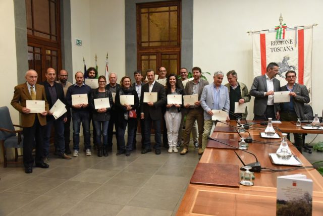 Agricoltura, Toscana: Selezione 2017: ecco le 23 eccellenze dell'olio extravergine toscano