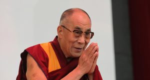 Toscana: Il Dalai Lama a settembre a Firenze, Grieco: “Un orgoglio per la Toscana, terra di pace e dialogo”