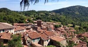 Turismo, Montieri: Trekking tra storia e natura