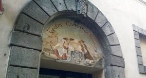 Piancastagnaio. Il racconto e le musiche di “Tacabanda” chiudono una stagione teatrale di successo