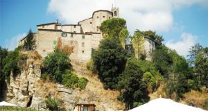 Turismo, Castelnuovo Val di Cecina: Già aperto il BioLago di Sasso Pisano
