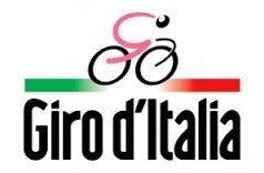 Una tappa del Giro d’Italia in Val di Cecina