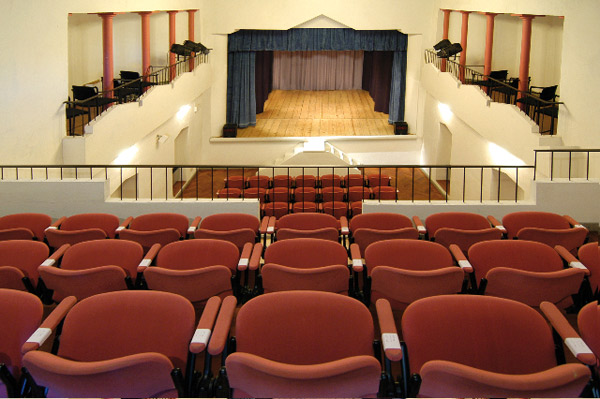 Arcidosso. Parte il 29 gennaio la stagione Teatrale Professionisti al Teatro degli Unanimi