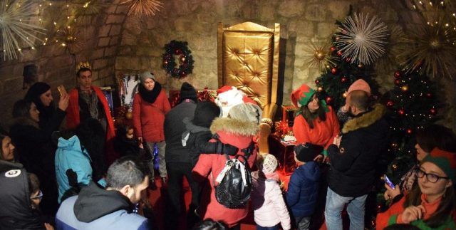 Piancastagnaio. “Favoliamo verso il Natale” si conferma iniziativa di successo. L’assessore Bensi: “Merito della condivisione tra Comune e le Associazioni di volontariato.”