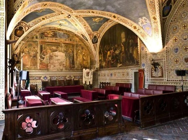 sala-consiglio-comunale-volterra