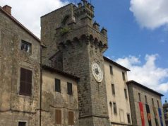 Santa Fiora, Lavoro: front office e urp. Assunzione part time per un anno