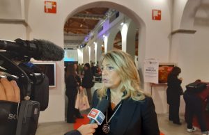 Cento aziende in cerca di settecento lavoratori e settemila domande.